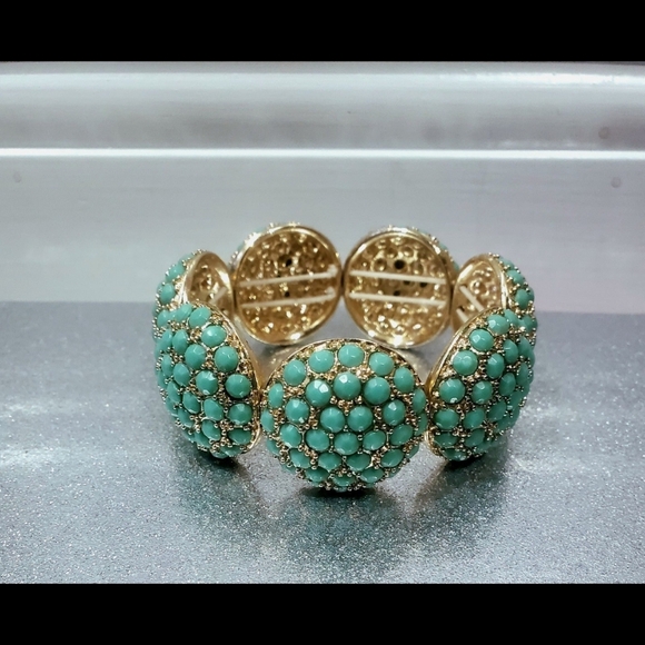 New turquoise and gold stretch gorgeous statement bracelet - Picture 2 of 5
